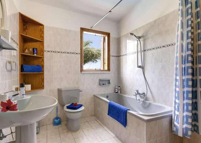 Demi Sunset By Vila Pegeia